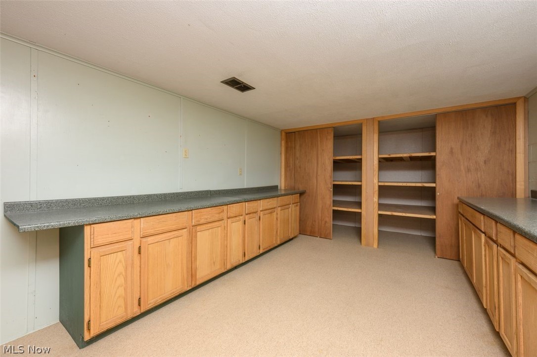 905 Pineview Avenue SE North Canton OH 44720