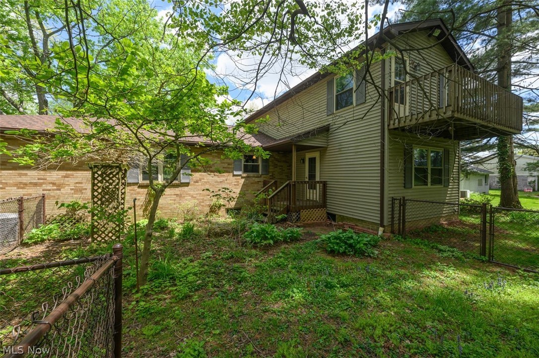 905 Pineview Avenue SE North Canton OH 44720