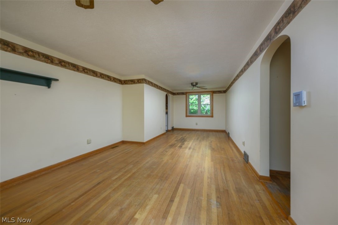 905 Pineview Avenue SE North Canton OH 44720