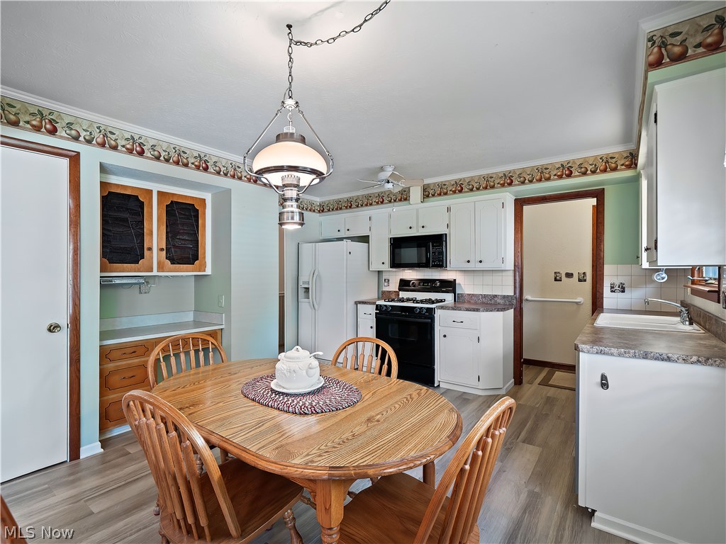 7930 Royalview Drive Parma OH 44129