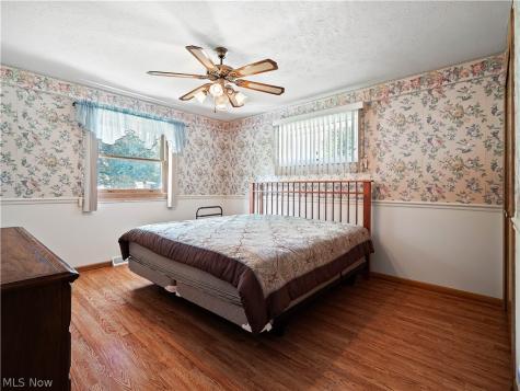 7930 Royalview Drive Parma OH 44129