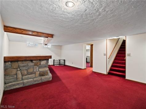 7930 Royalview Drive Parma OH 44129