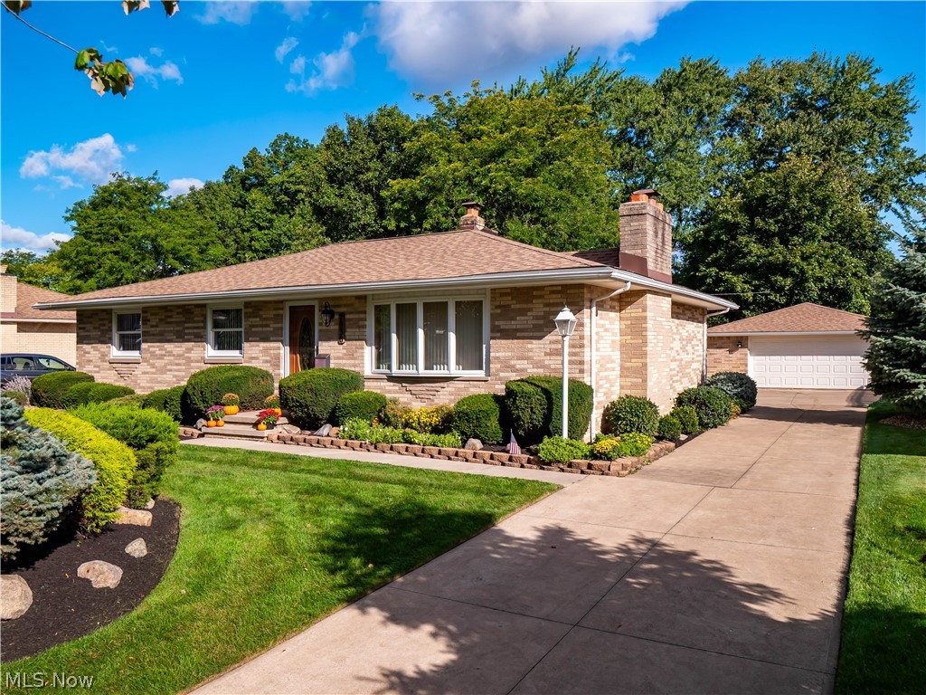 7930 Royalview Drive Parma OH 44129