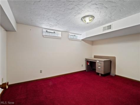 7930 Royalview Drive Parma OH 44129