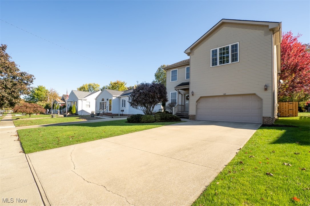 1207 Summit Drive Mayfield Heights OH 44124