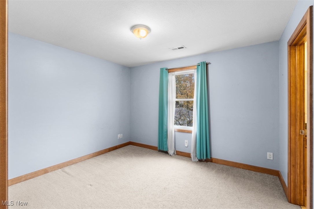 1207 Summit Drive Mayfield Heights OH 44124