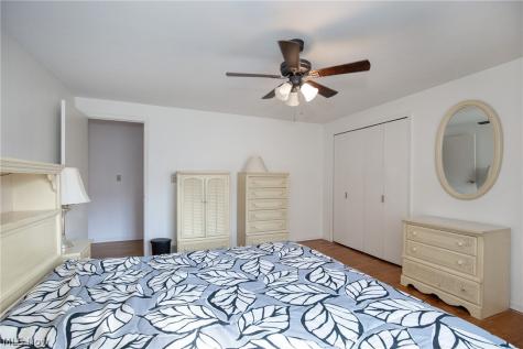 5148 Hickory Drive Lyndhurst OH 44124
