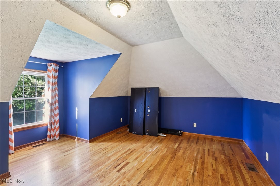 11319 Lake Avenue Cleveland OH 44102