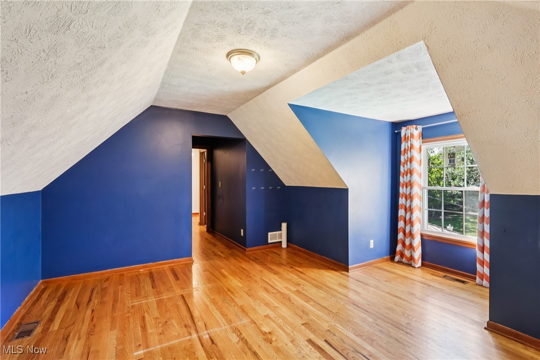 11319 Lake Avenue Cleveland OH 44102