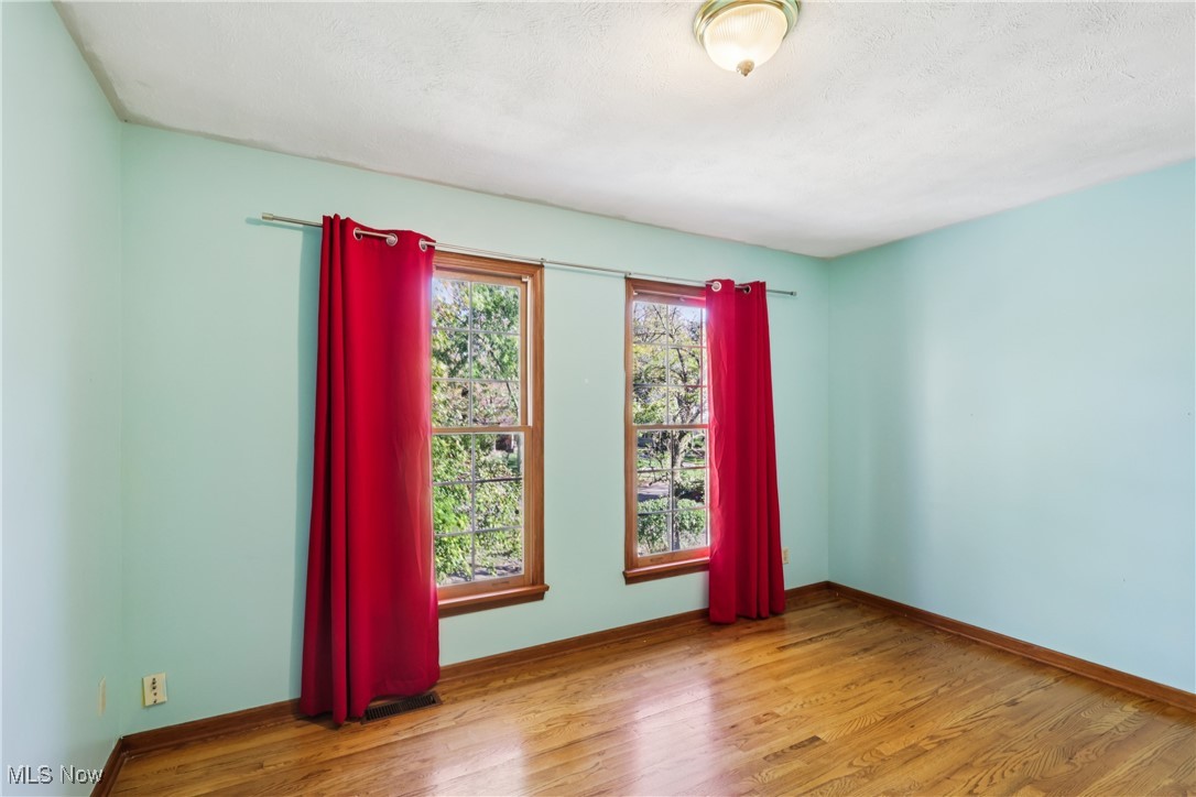 11319 Lake Avenue Cleveland OH 44102