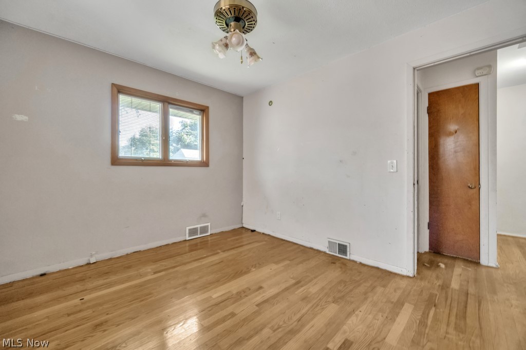 351 Gayle Drive Sheffield Lake OH 44054