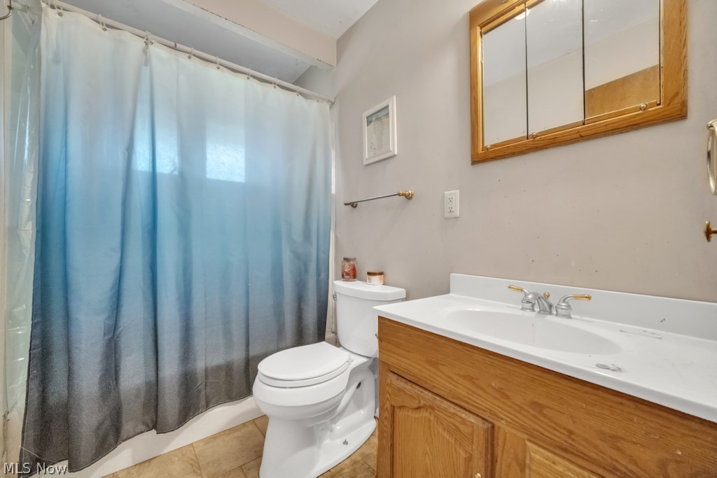 351 Gayle Drive Sheffield Lake OH 44054