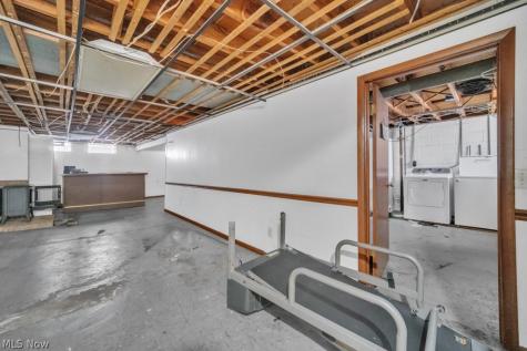 351 Gayle Drive Sheffield Lake OH 44054
