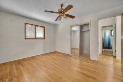 351 Gayle Drive Sheffield Lake OH 44054