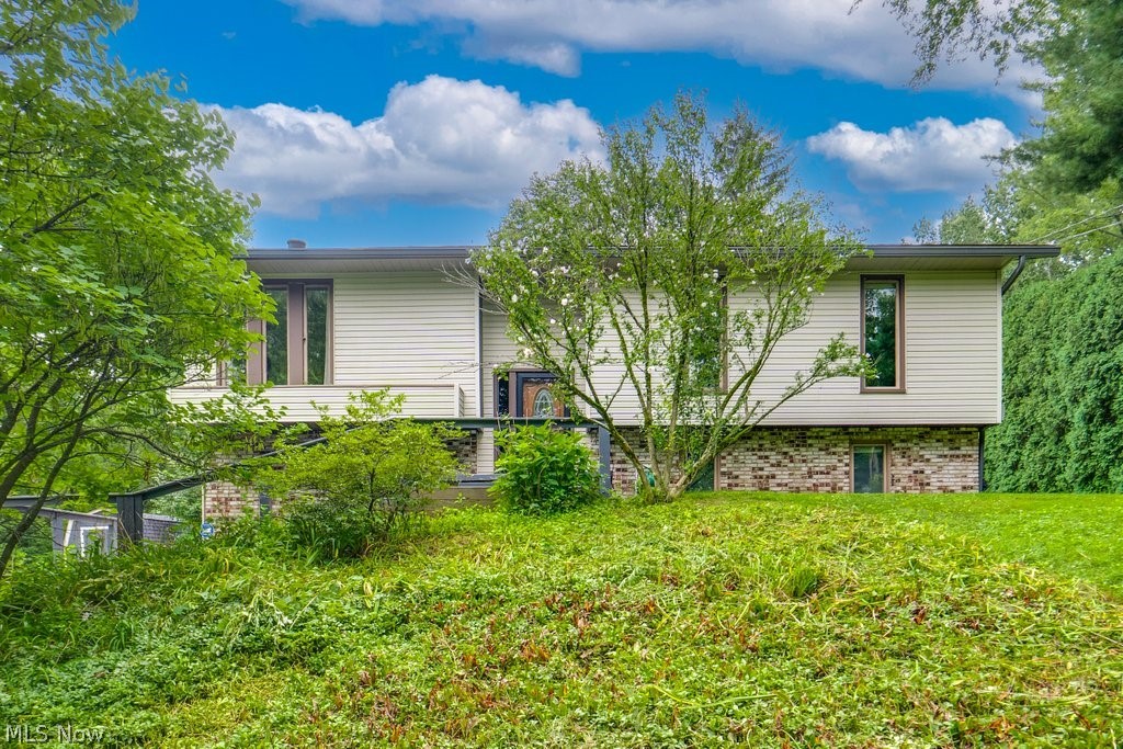 1384 Northeast Avenue Tallmadge OH 44278
