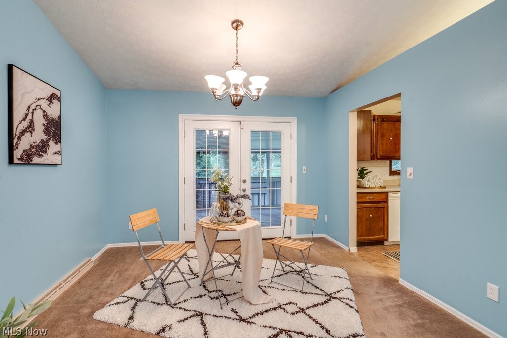1384 Northeast Avenue Tallmadge OH 44278