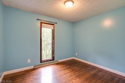 1384 Northeast Avenue Tallmadge OH 44278