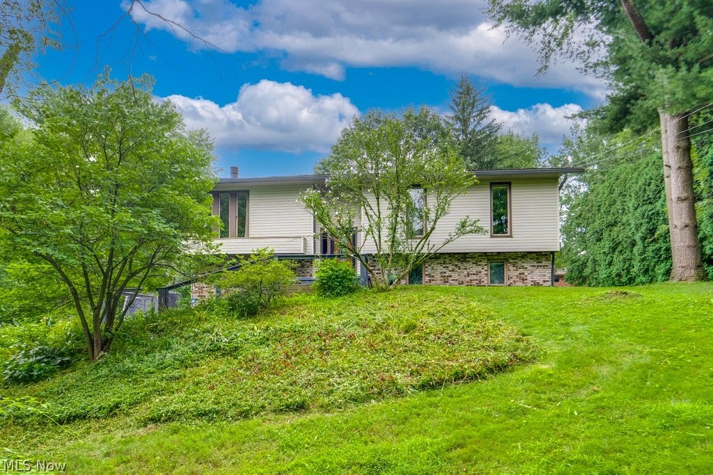 1384 Northeast Avenue Tallmadge OH 44278