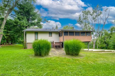 1384 Northeast Avenue Tallmadge OH 44278