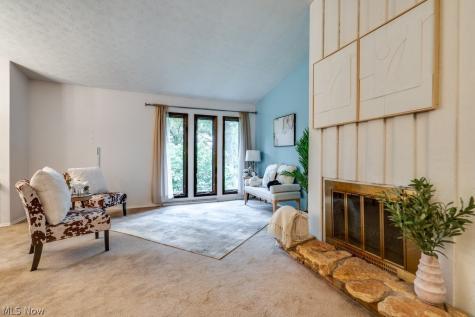 1384 Northeast Avenue Tallmadge OH 44278