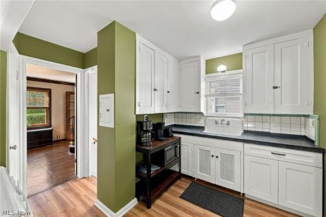 235 E 211th Street Euclid OH 44123