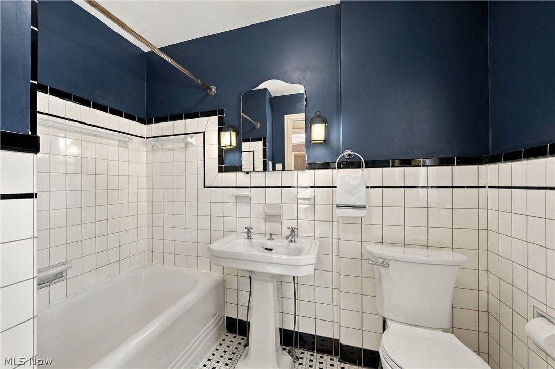 235 E 211th Street Euclid OH 44123