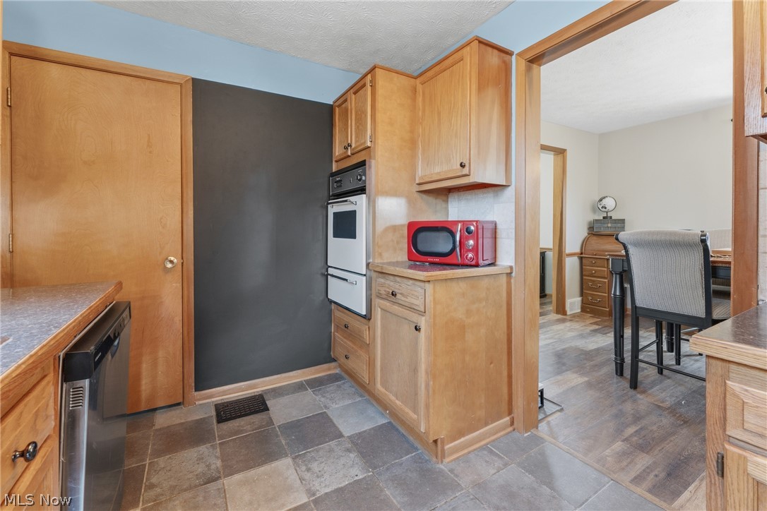 43 14th Street NW Massillon OH 44647