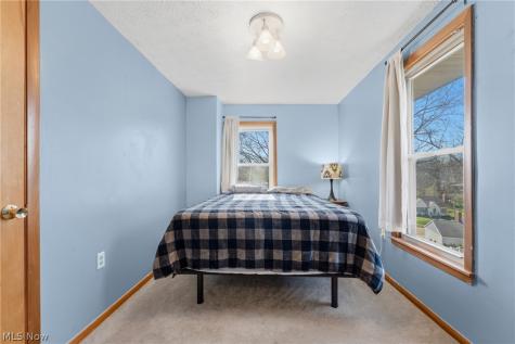 43 14th Street NW Massillon OH 44647