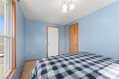 43 14th Street NW Massillon OH 44647