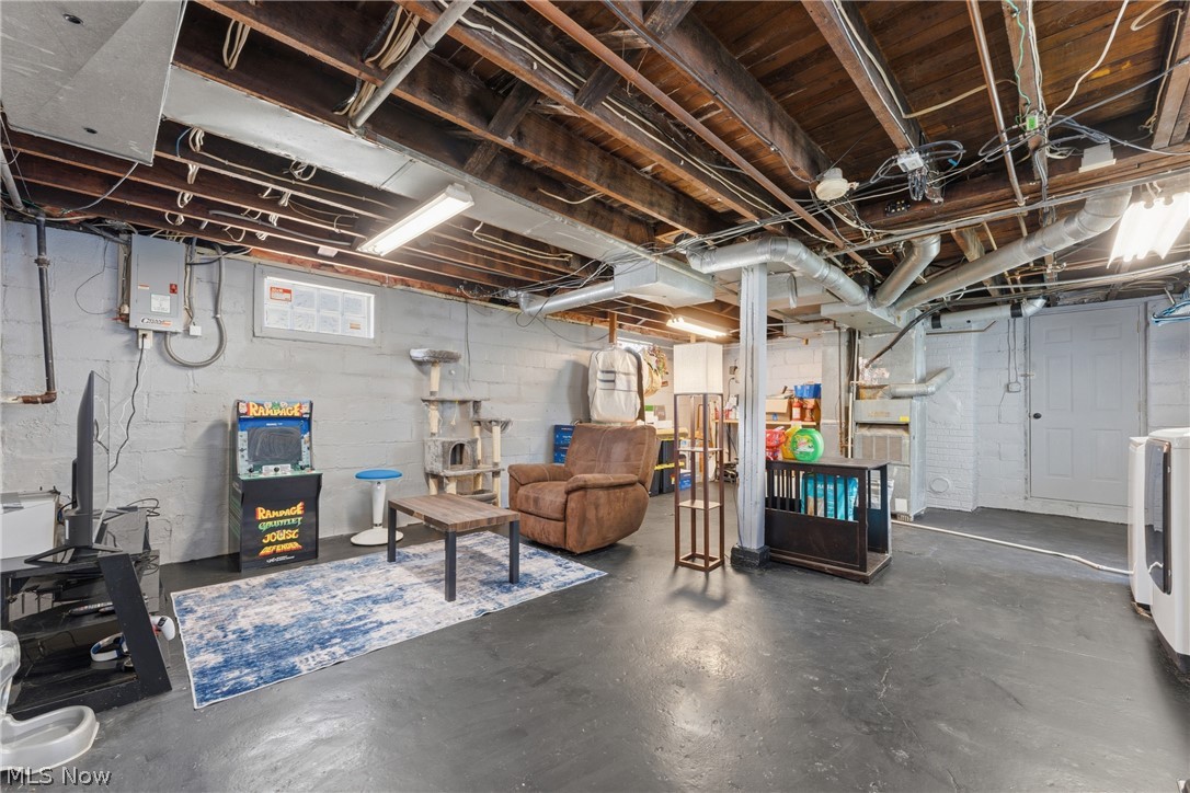 43 14th Street NW Massillon OH 44647