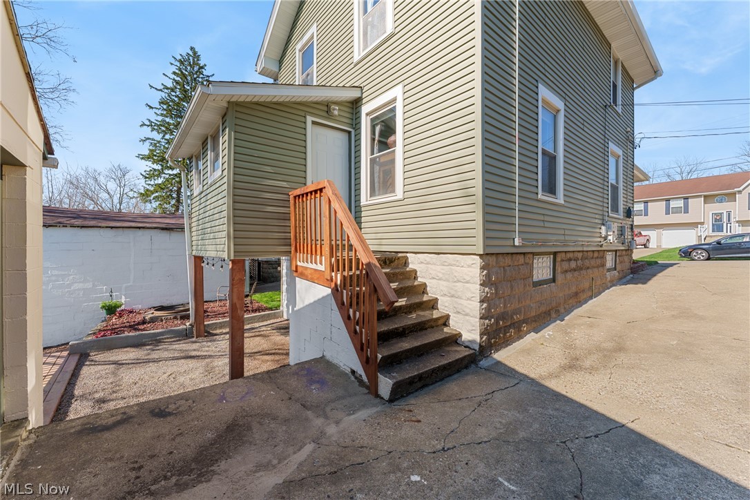 43 14th Street NW Massillon OH 44647
