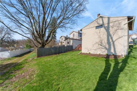 43 14th Street NW Massillon OH 44647