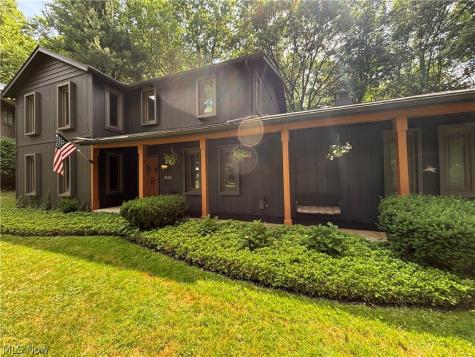 2166 Dow Drive Akron OH 44313