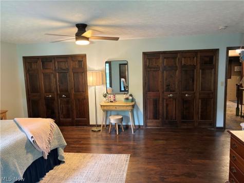 2166 Dow Drive Akron OH 44313