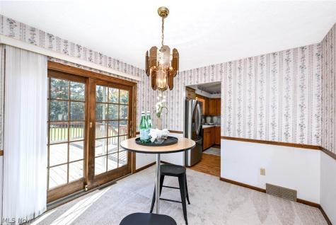 622 Meadowridge Avenue NW Canton OH 44708