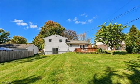 622 Meadowridge Avenue NW Canton OH 44708