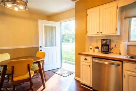 110 Berkshire Road Elyria OH 44035