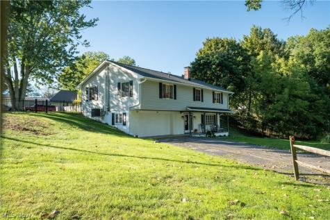 110 Berkshire Road Elyria OH 44035
