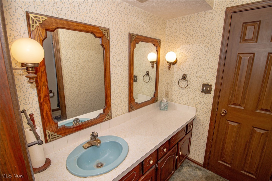 171 Ravenna Street Hudson OH 44236