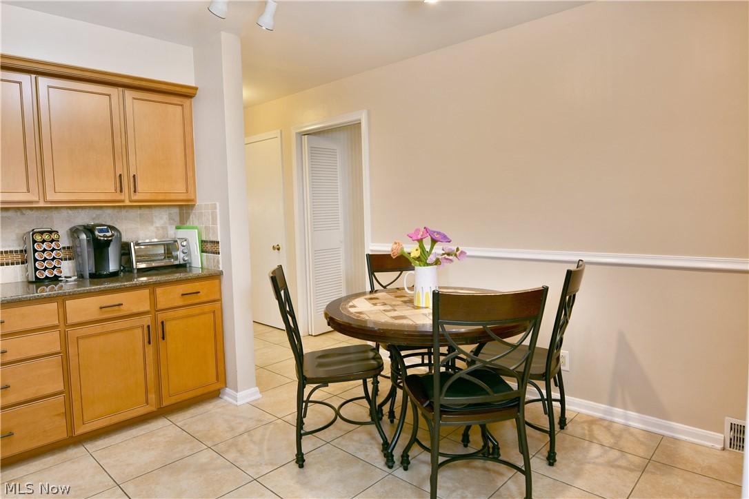 5841 Sampson Drive Girard OH 44420