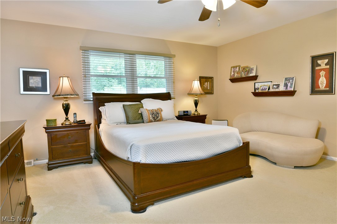 5841 Sampson Drive Girard OH 44420