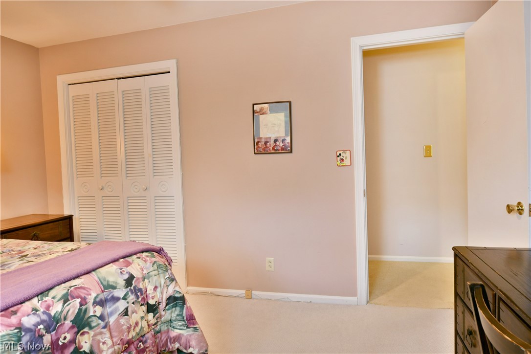 5841 Sampson Drive Girard OH 44420