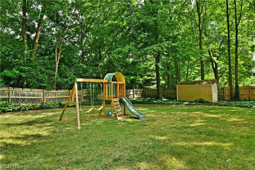 5841 Sampson Drive Girard OH 44420