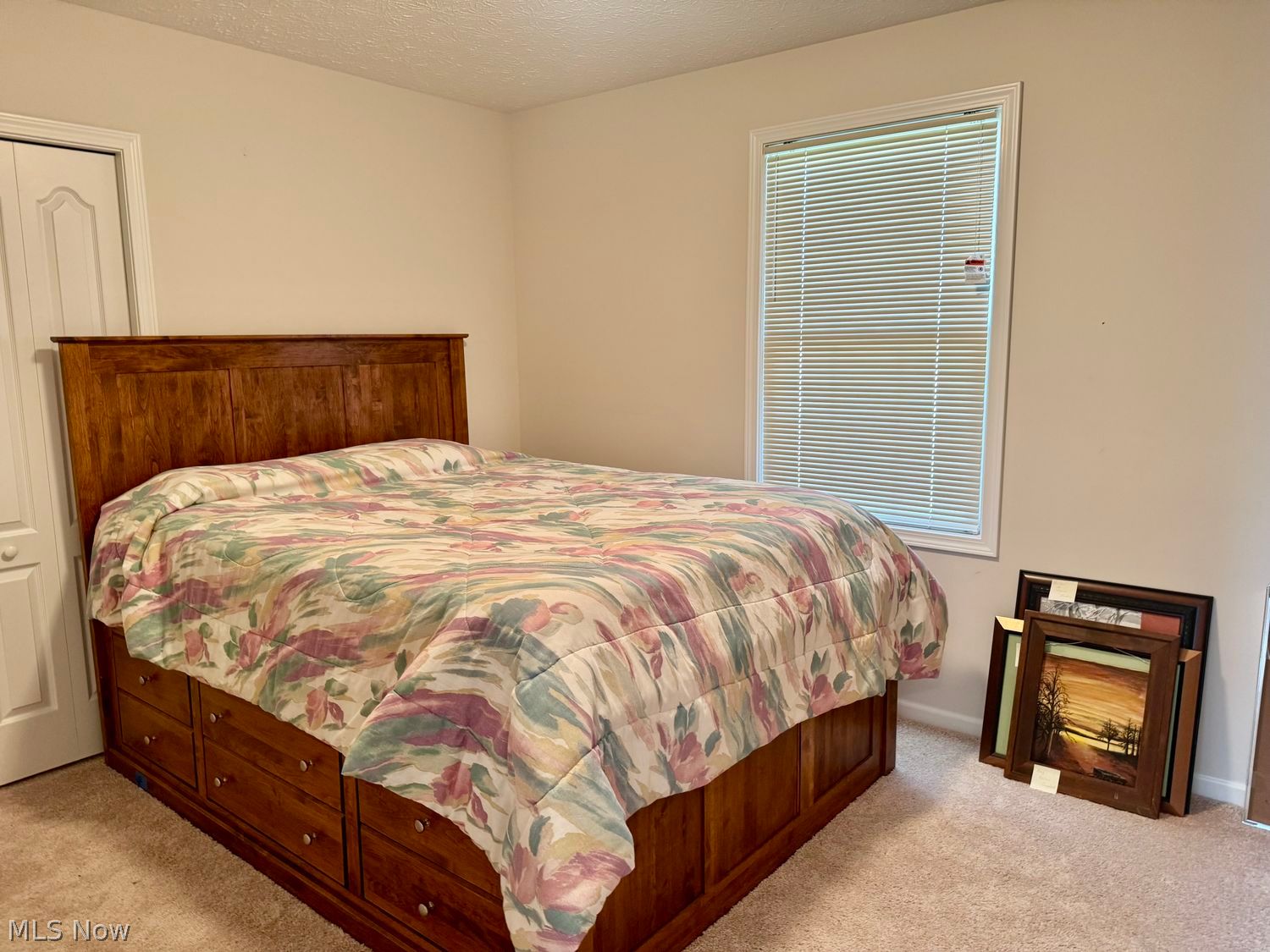 1132 Hunting Hollow Grafton OH 44044