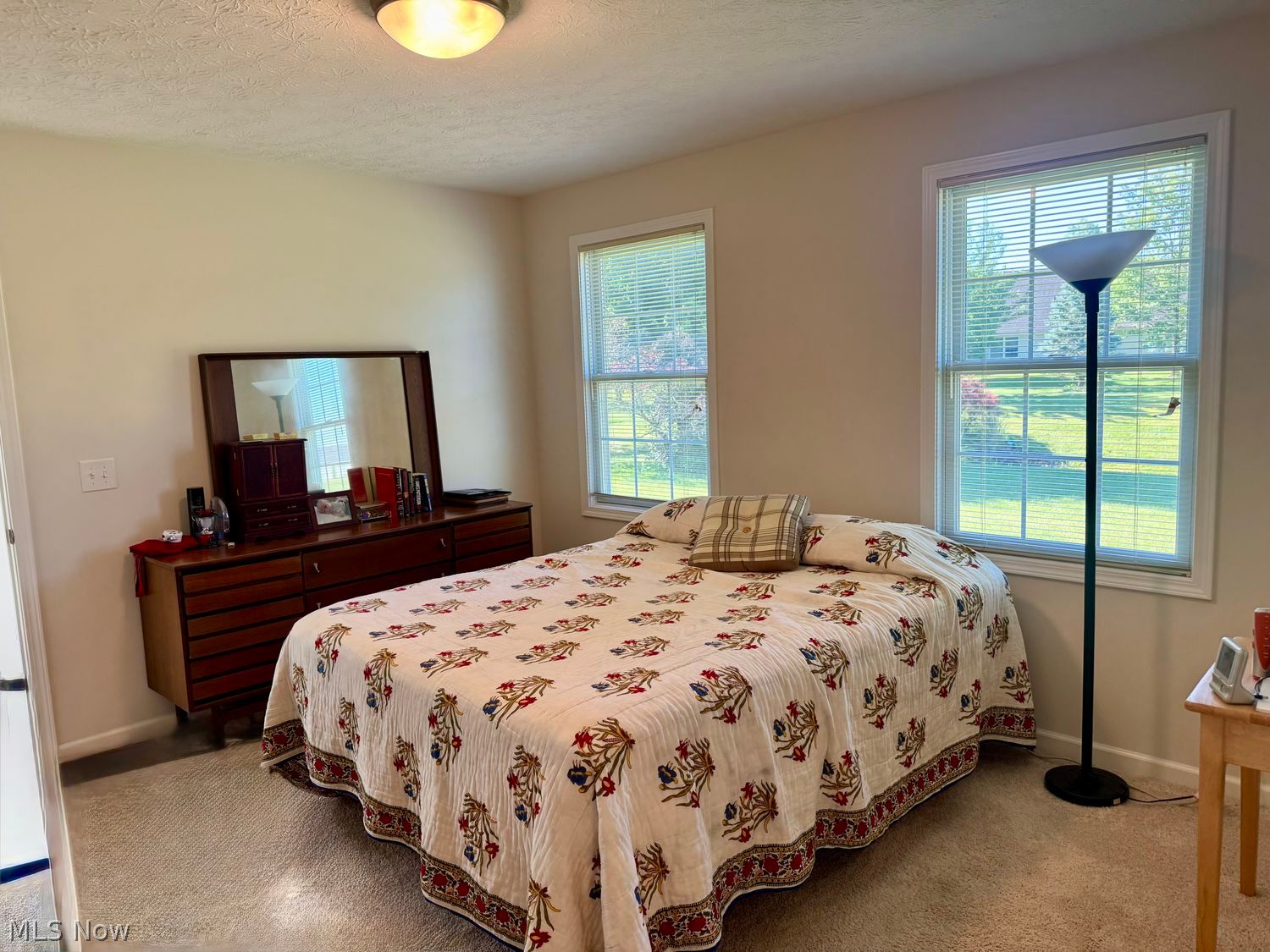 1132 Hunting Hollow Grafton OH 44044