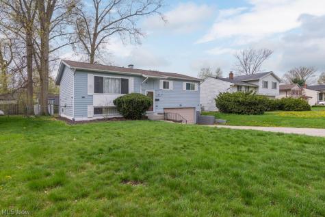 24763 Doe Drive North Olmsted OH 44070