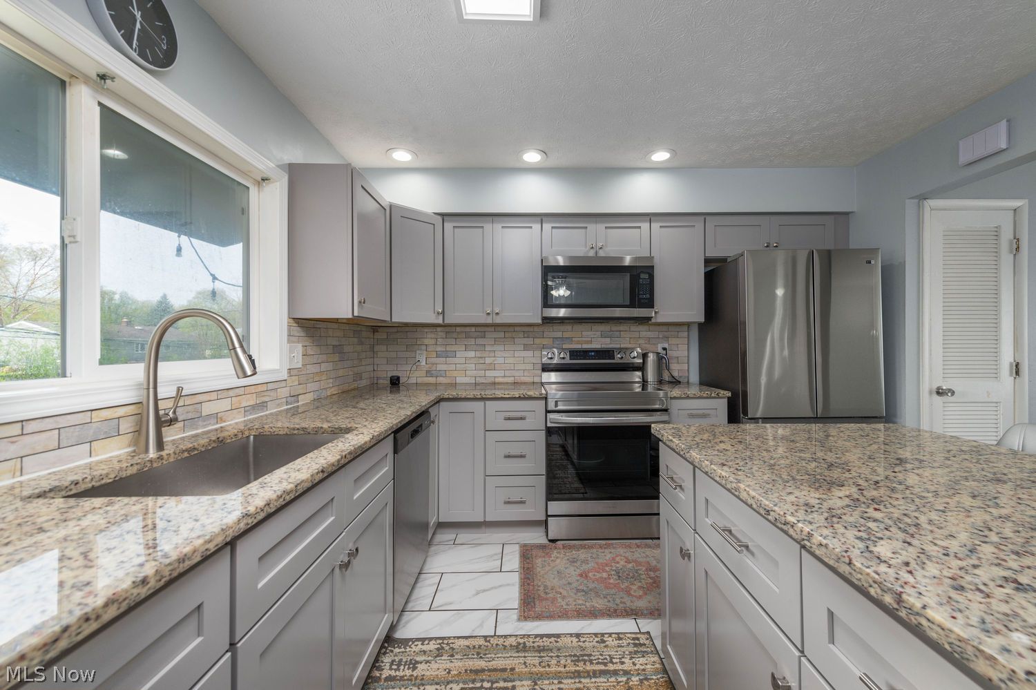 24763 Doe Drive North Olmsted OH 44070