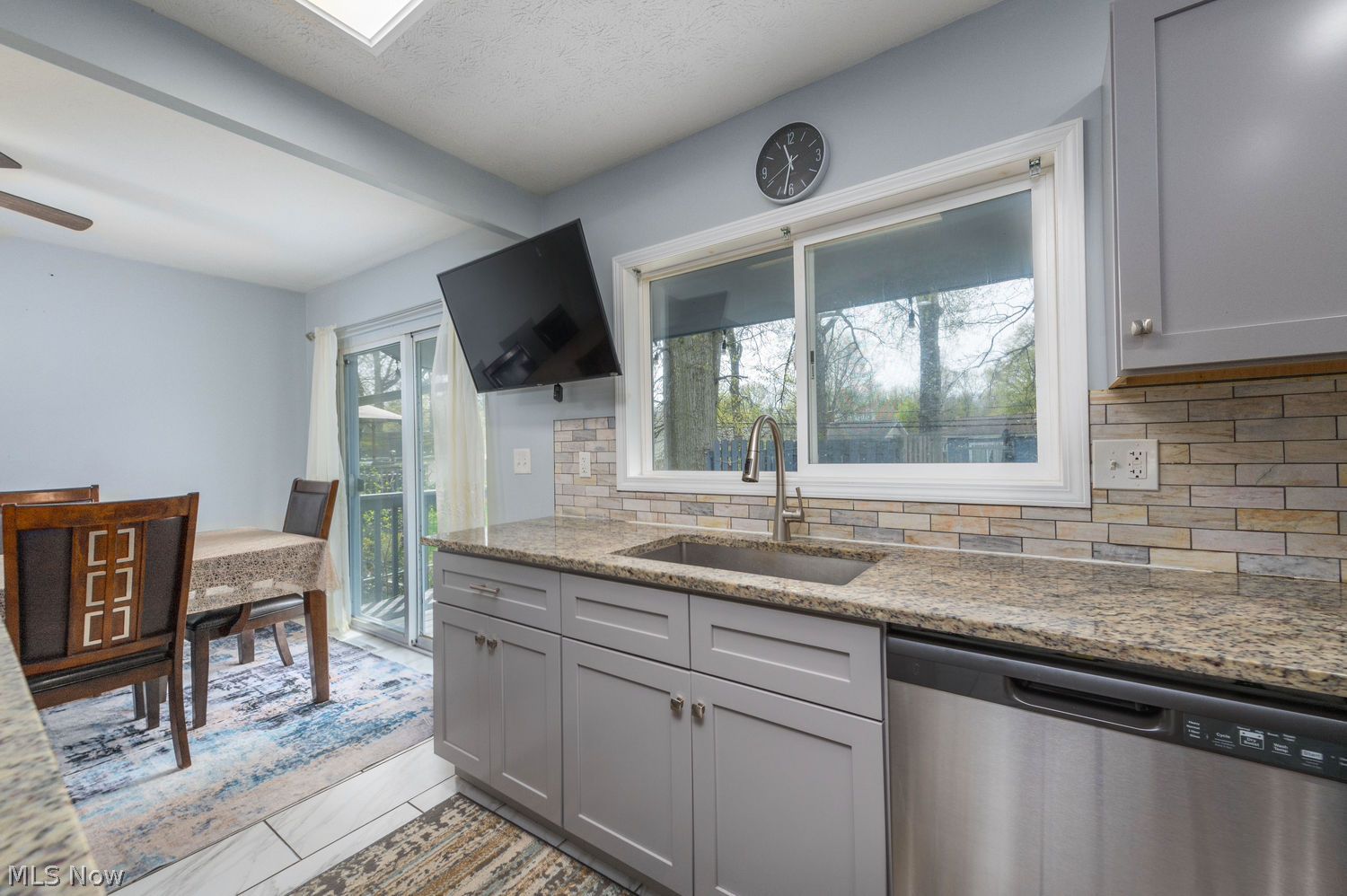 24763 Doe Drive North Olmsted OH 44070