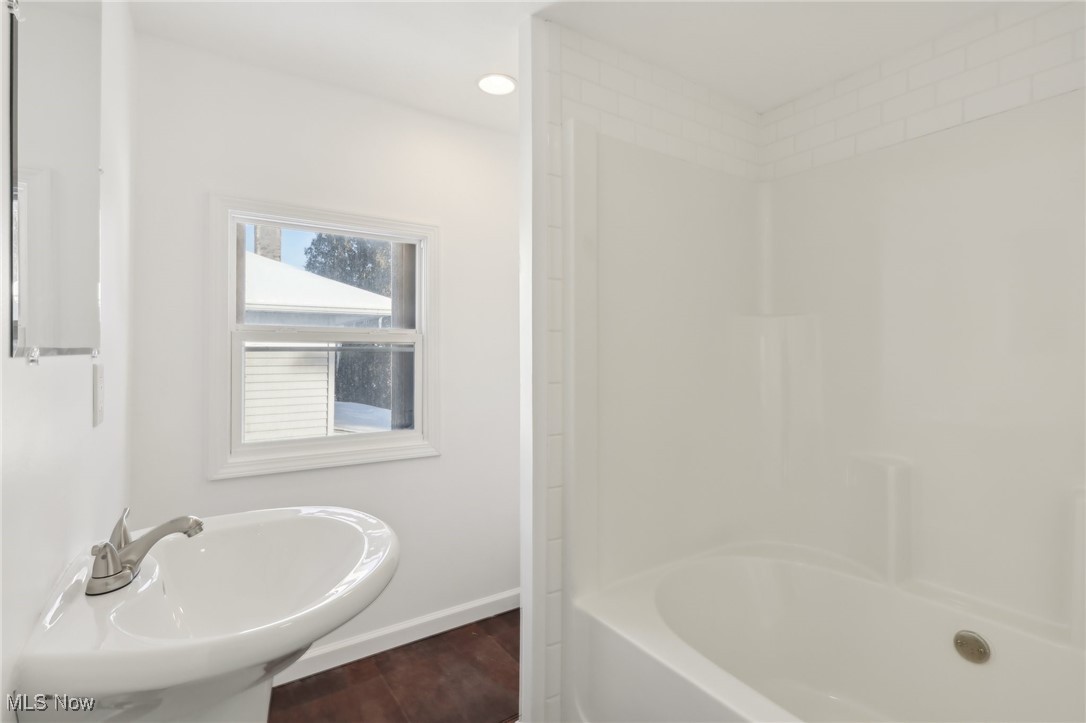 275 Goodview Avenue Akron OH 44305