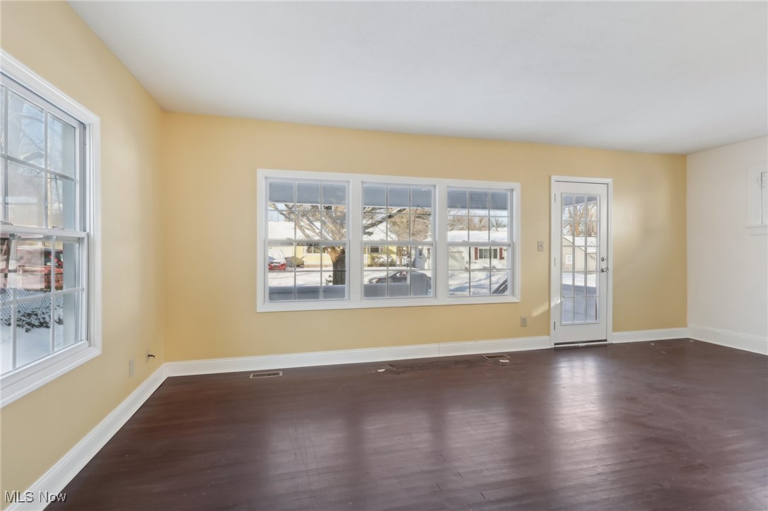 275 Goodview Avenue Akron OH 44305